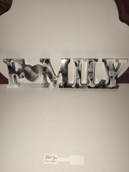NÁPIS FAMILY, HOME, LOVE