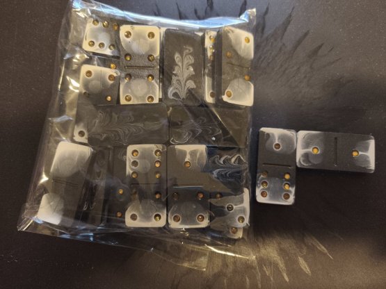 2.DOMINO z pryskyřice vlastní výroba